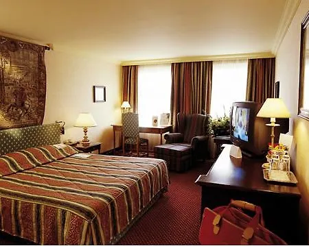 Nh Hotel 4*